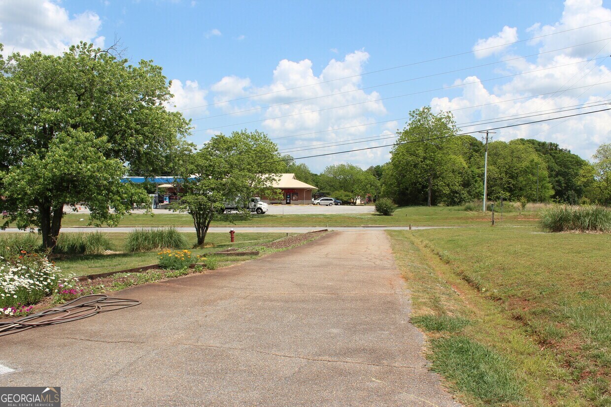 5246 Highway 441 Nicholson, GA 30565 - Photo 28 of 31