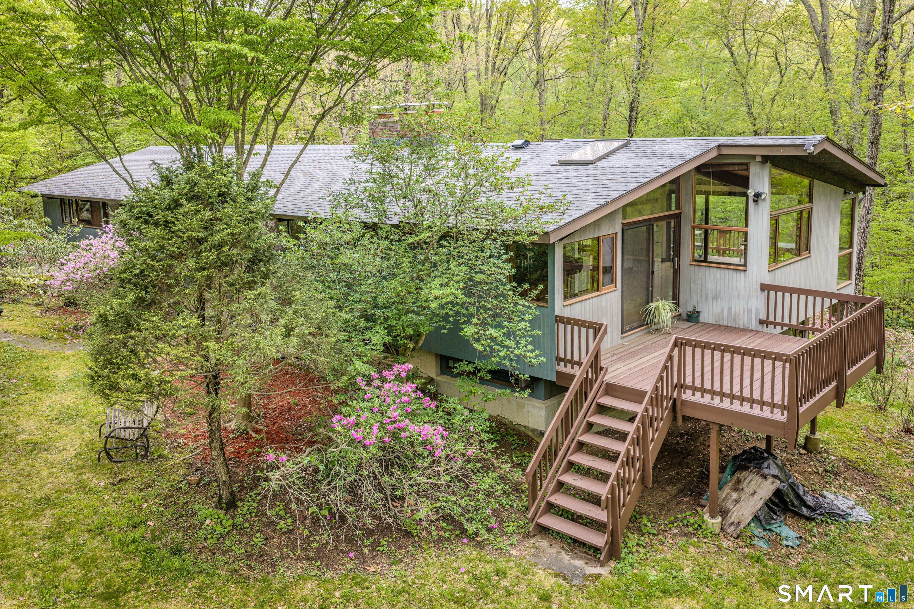 88 Hillyndale Road Mansfield, CT 06268 - Photo 1 of 40