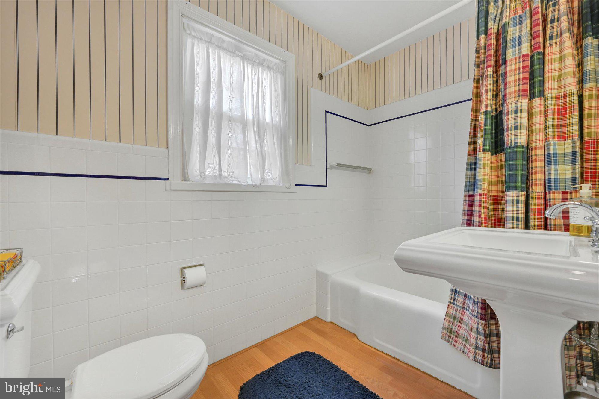 12 Henley Road Wynnewood, PA 19096 - Photo 24 of 32 Hall Bath