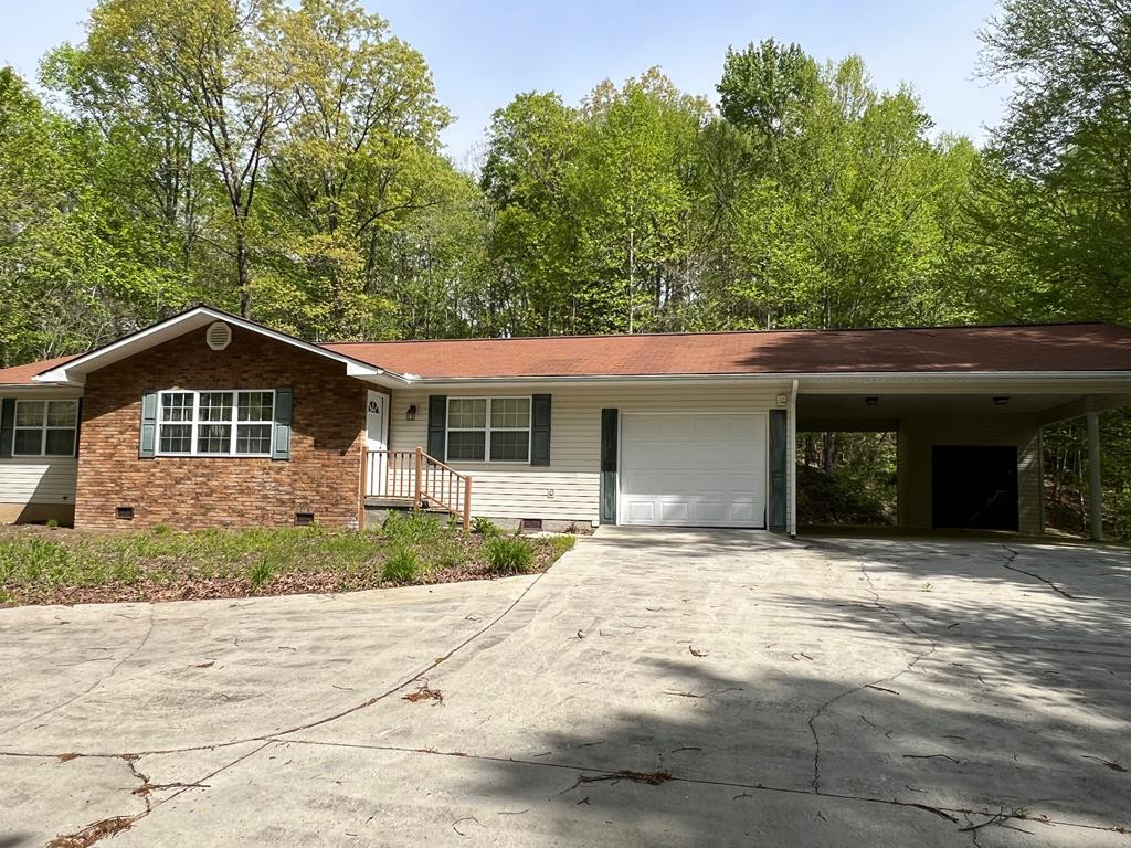 182 Revis Road Andrews, NC 28901 - Photo 1 of 32 Main View