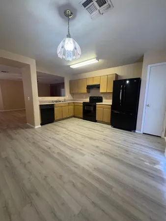 $1,825 | 12478 North Pablo Street, El Mirage, AZ 85335