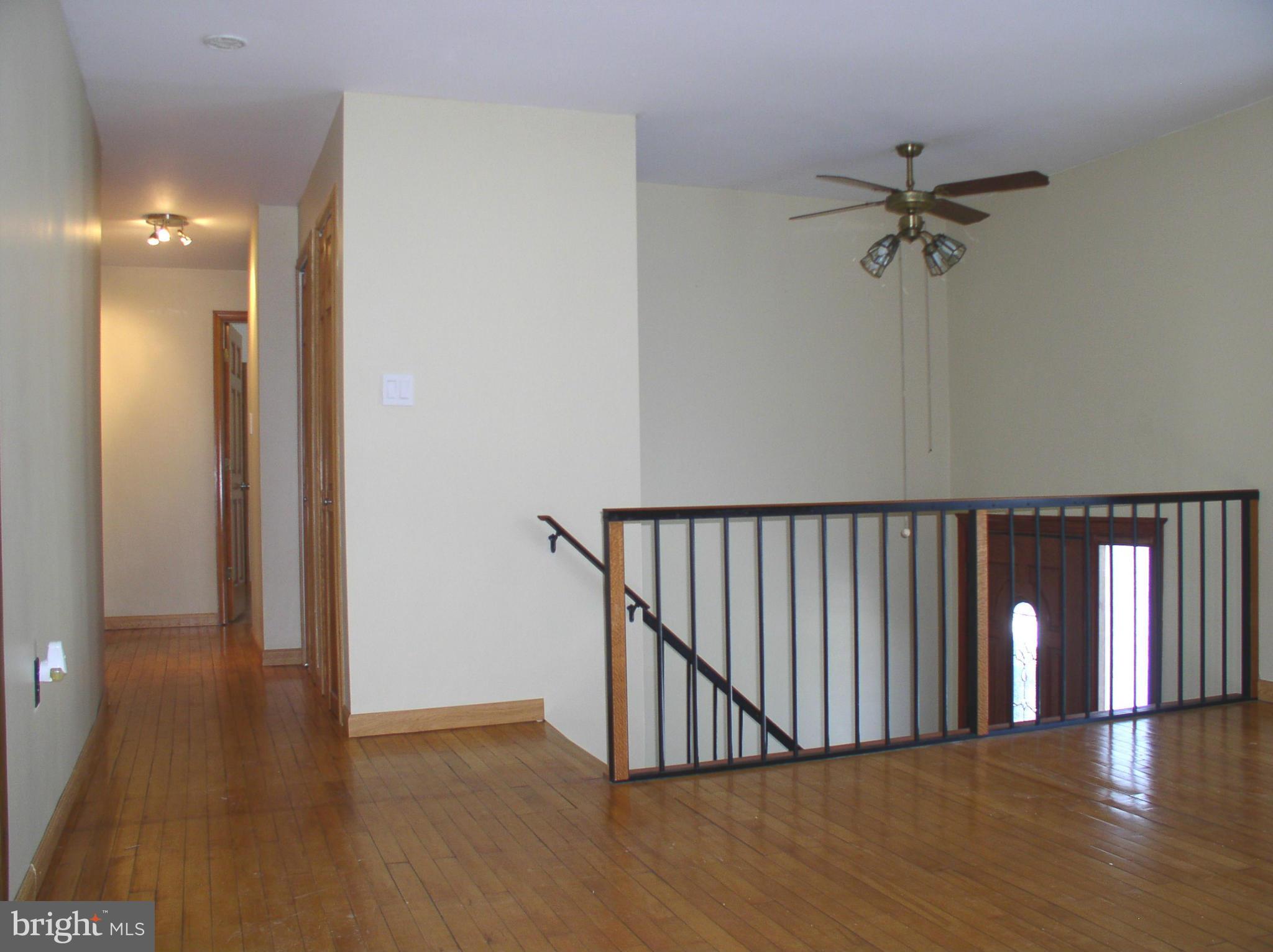 11577 Embers Court Reston, VA 20191 - Photo 12 of 27 Family Room