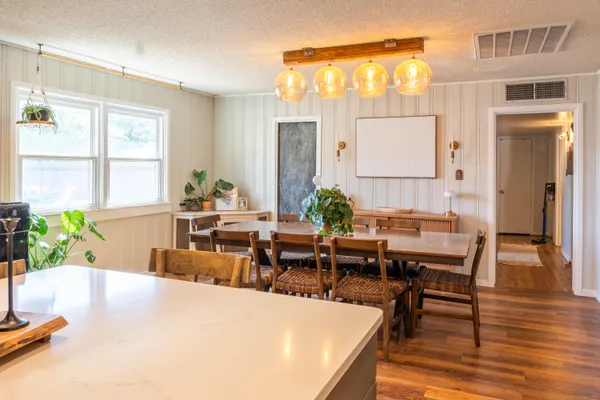 $265,000 | 203 Southwest 14th Street, Seminole, TX 79360