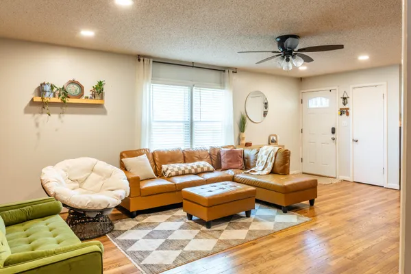 $265,000 | 203 Southwest 14th Street, Seminole, TX 79360