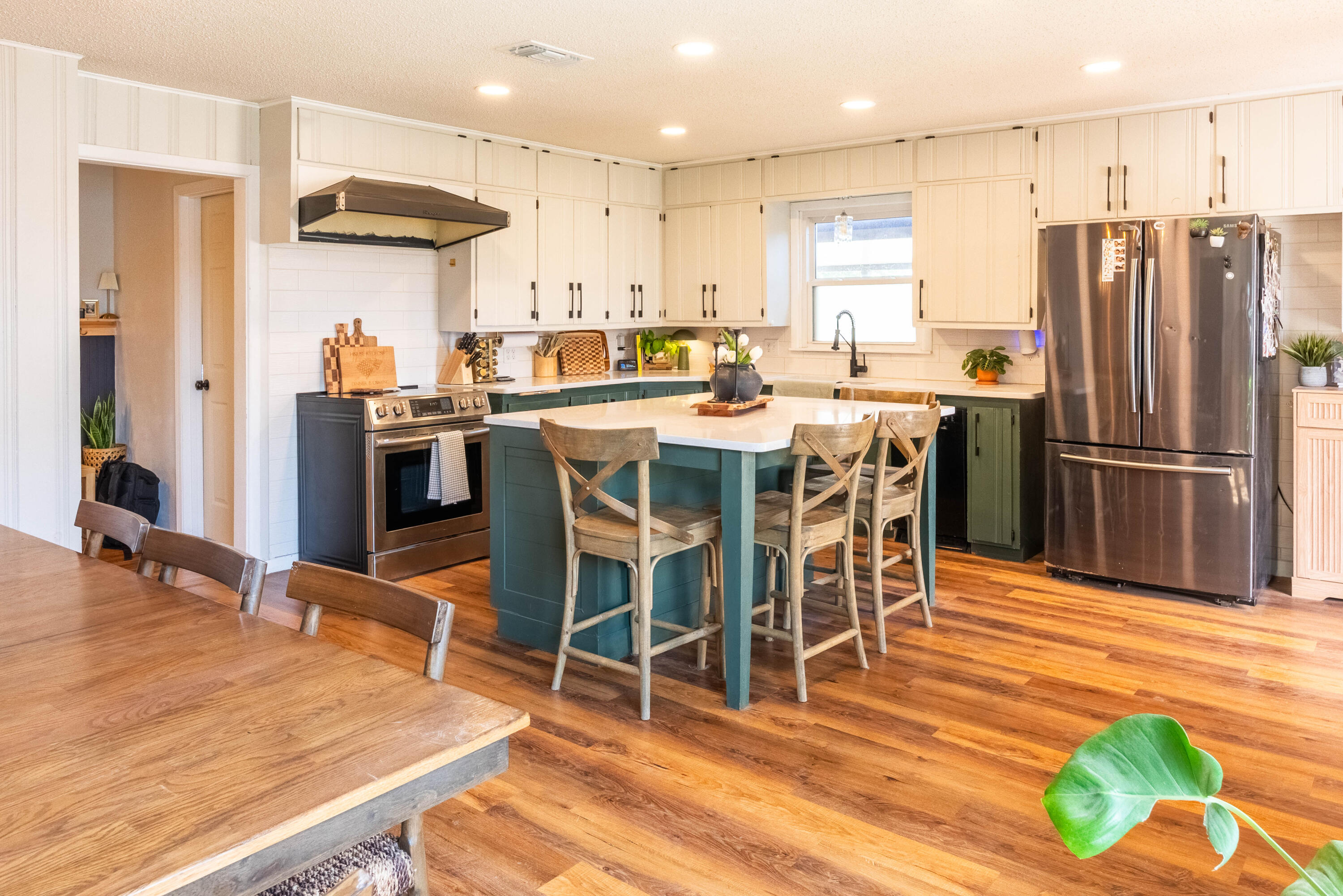 203 Southwest 14th Street Seminole, TX 79360 - Photo 6 of 33 DSC08582-HDR