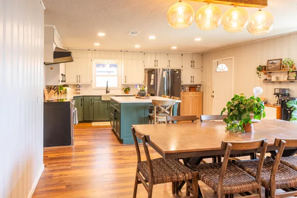 $265,000 | 203 Southwest 14th Street, Seminole, TX 79360