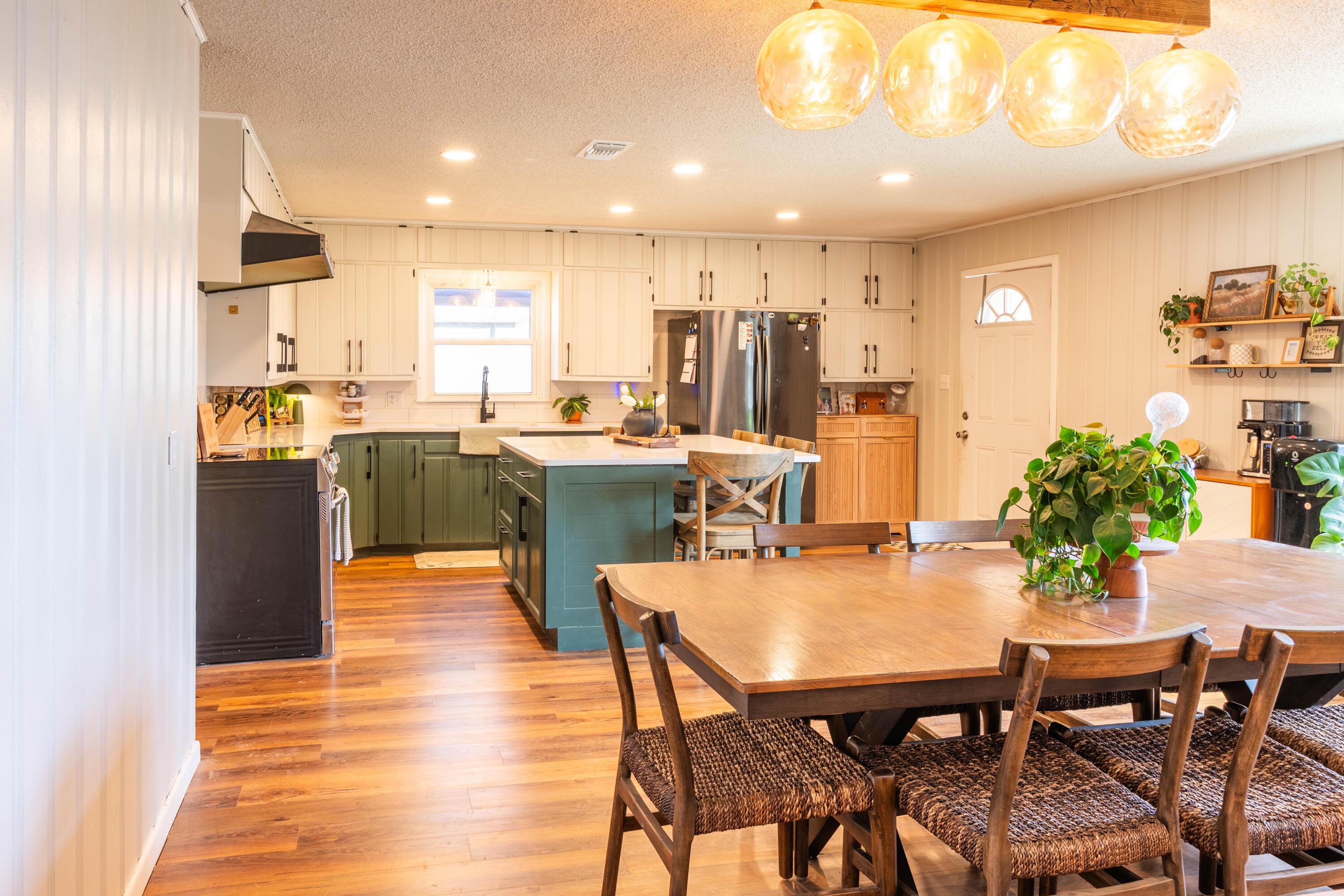 203 Southwest 14th Street Seminole, TX 79360 - Photo 7 of 33 DSC08585-HDR