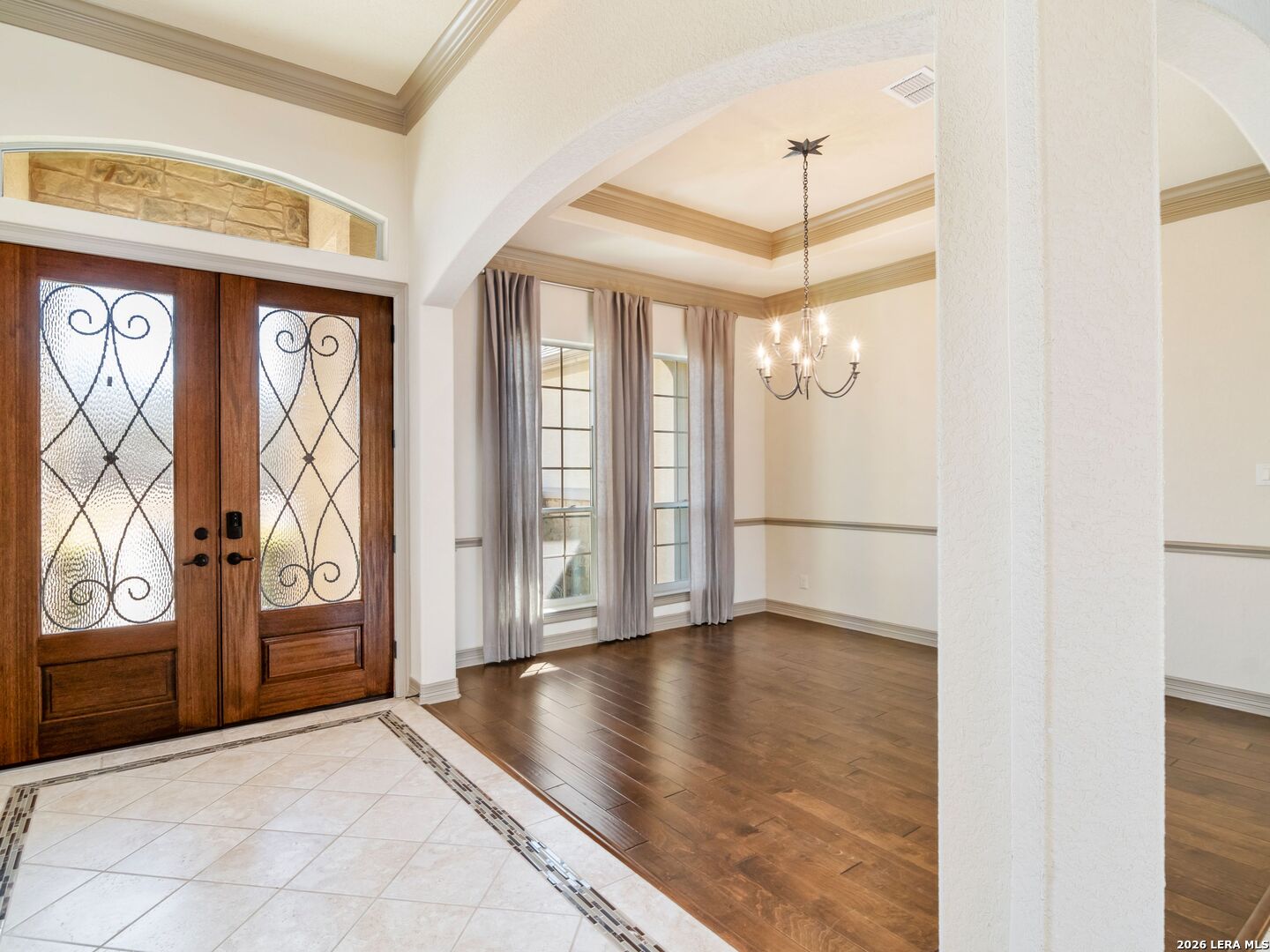 30142 Setterfeld Circle Fair Oaks Ranch, TX 78015 - Photo 3 of 47