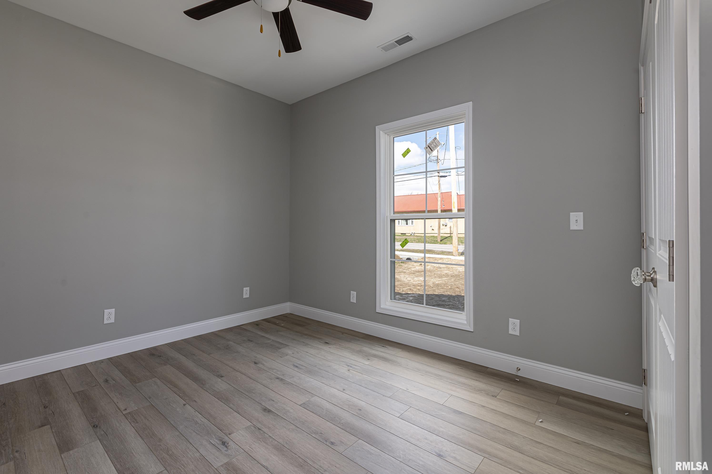 405 East Reeves Street Marion, IL 62959 - Photo 19 of 29 Gallery Image 19
