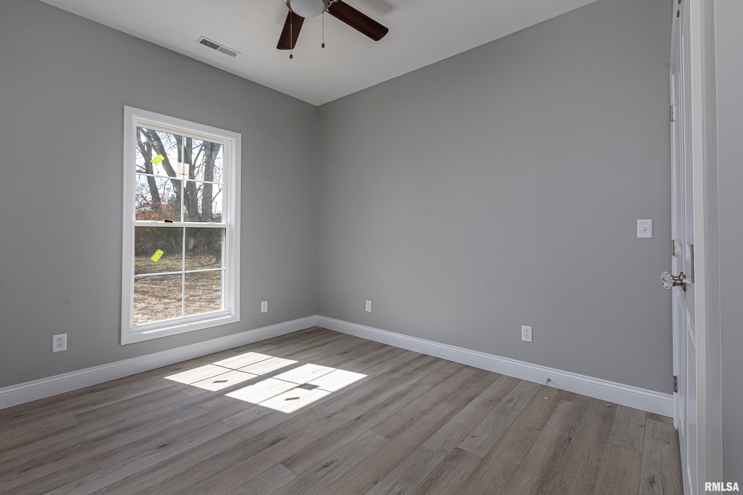 405 East Reeves Street Marion, IL 62959 - Photo 21 of 29 Gallery Image 21