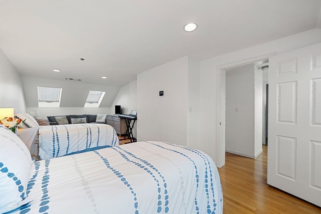 31 Main Street, Unit D Boston, MA 02129 - Photo 19 of 25