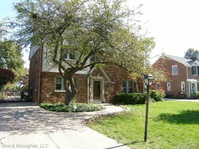 576 Washington Road Grosse Pointe, MI 48230 - Photo 13 of 14 P1010010.JPG