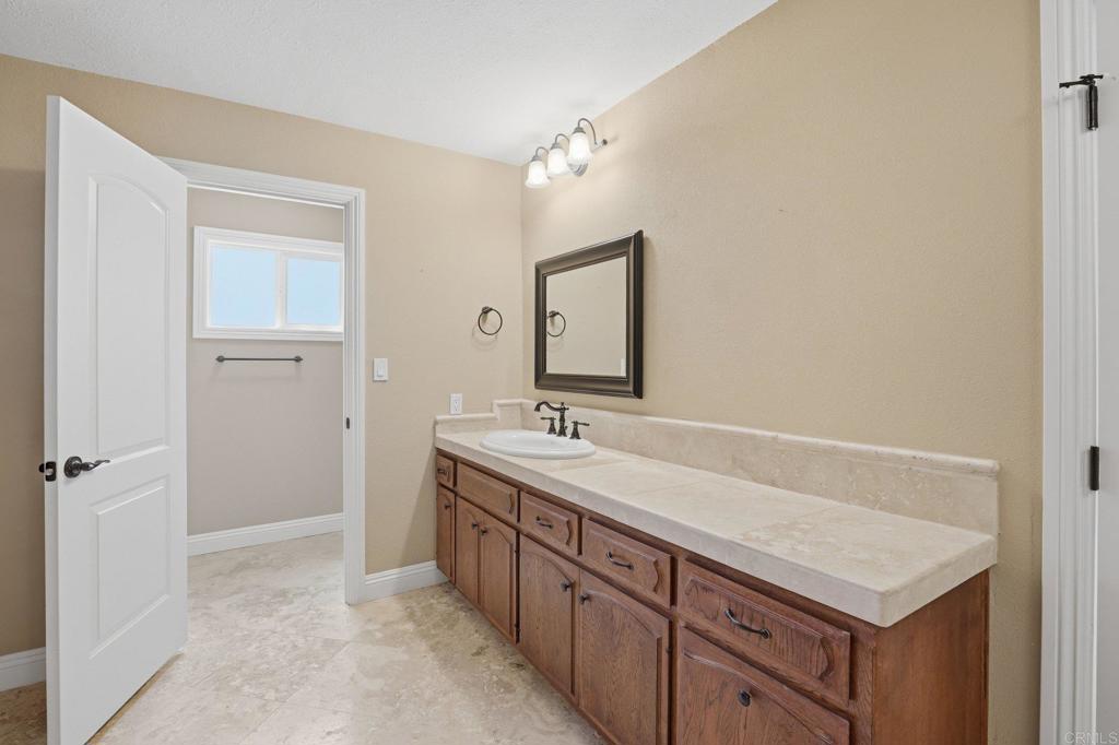 10222 Deseret Road Valley Center, CA 92082 - Photo 18 of 40