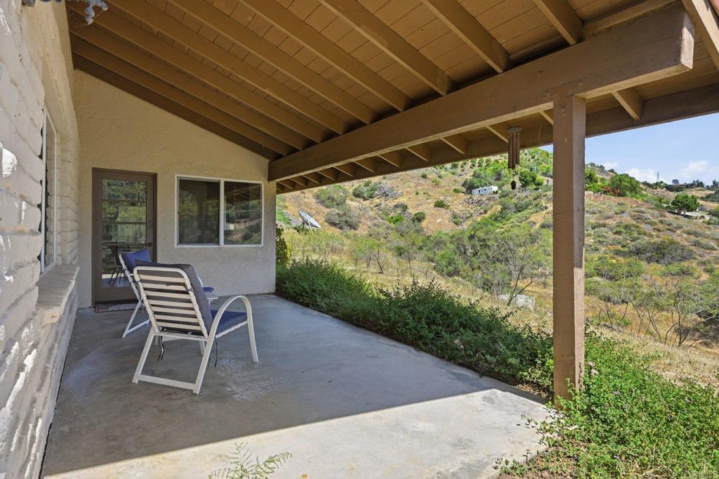 10222 Deseret Road Valley Center, CA 92082 - Photo 28 of 40