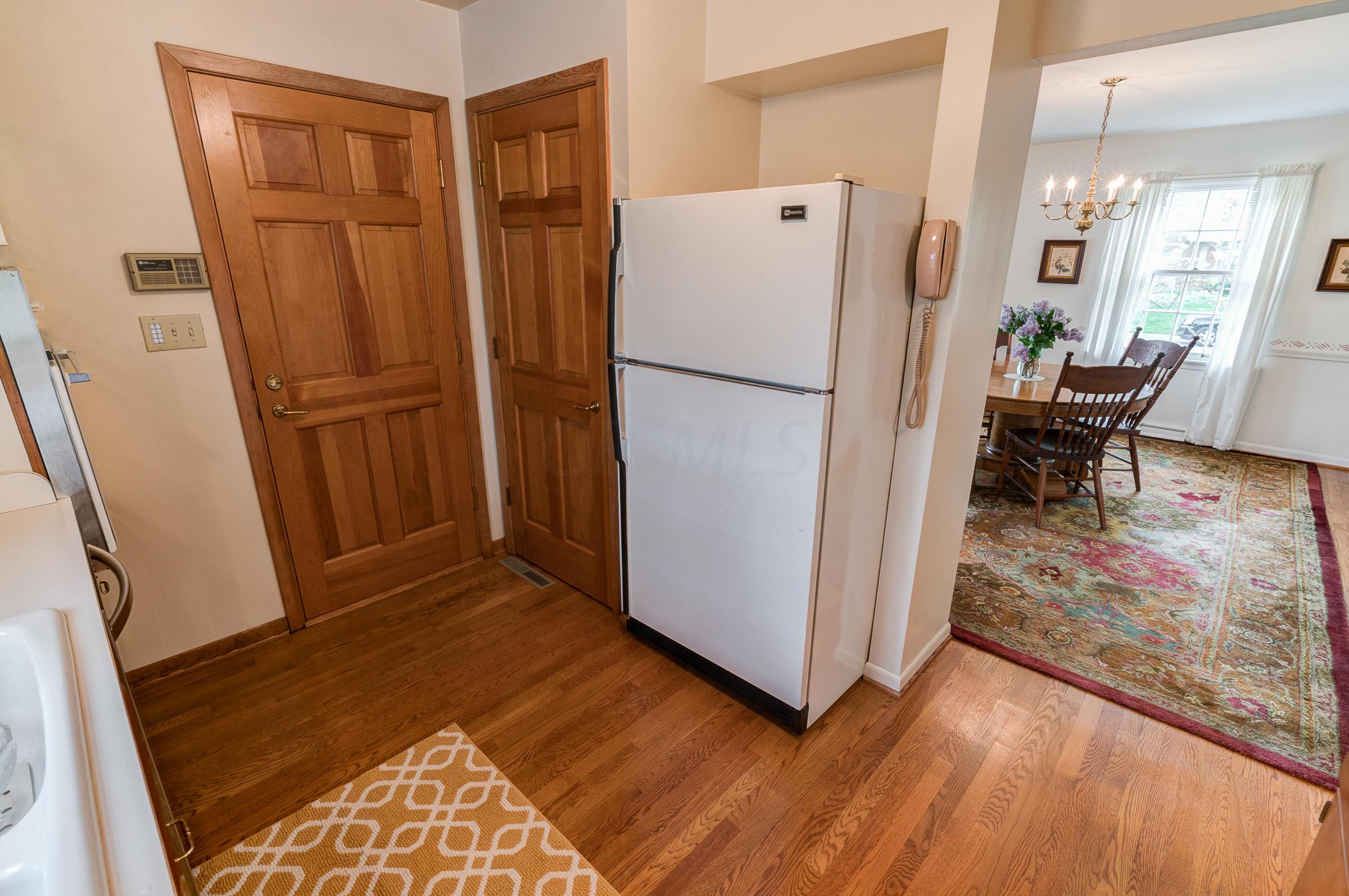 3197 Brandon Road Columbus, OH 43221 - Photo 12 of 32
