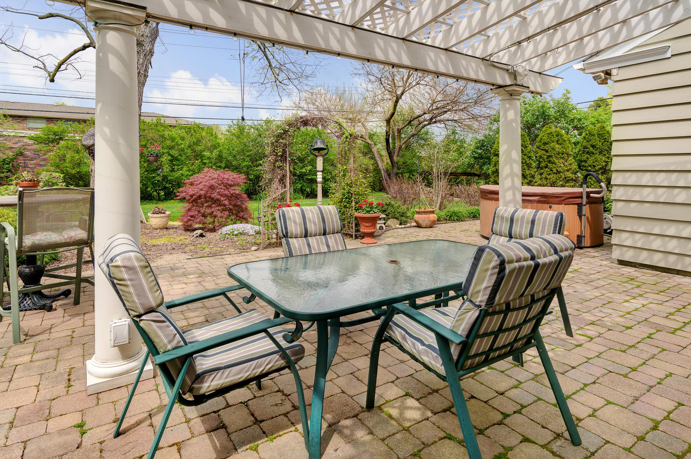 3197 Brandon Road Columbus, OH 43221 - Photo 24 of 32