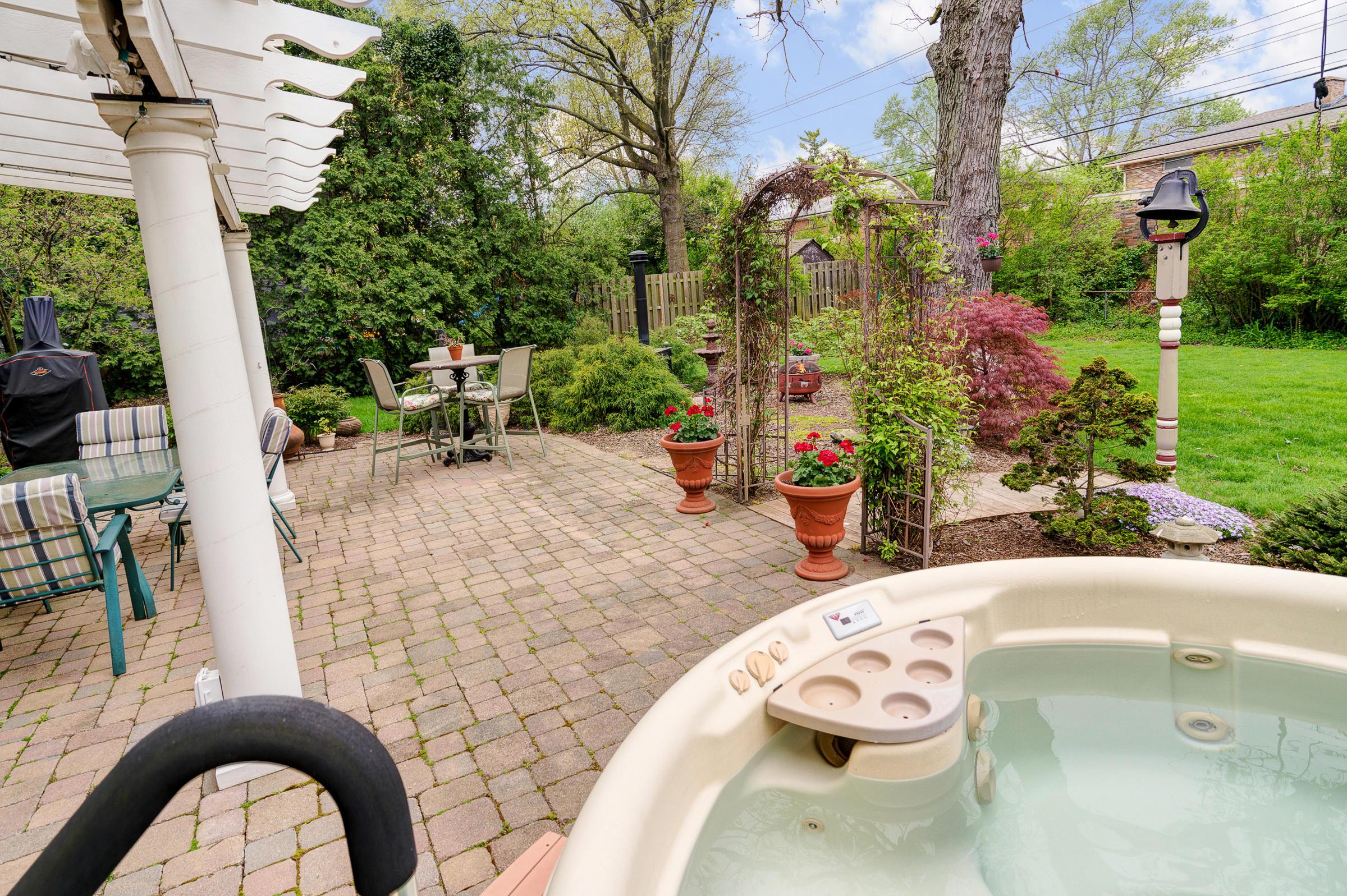 3197 Brandon Road Columbus, OH 43221 - Photo 26 of 32