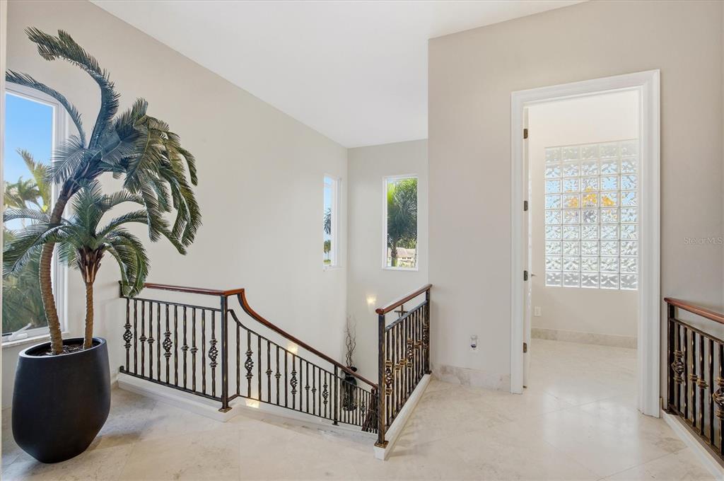 761 Norton Street Longboat Key, FL 34228 - Photo 30 of 66