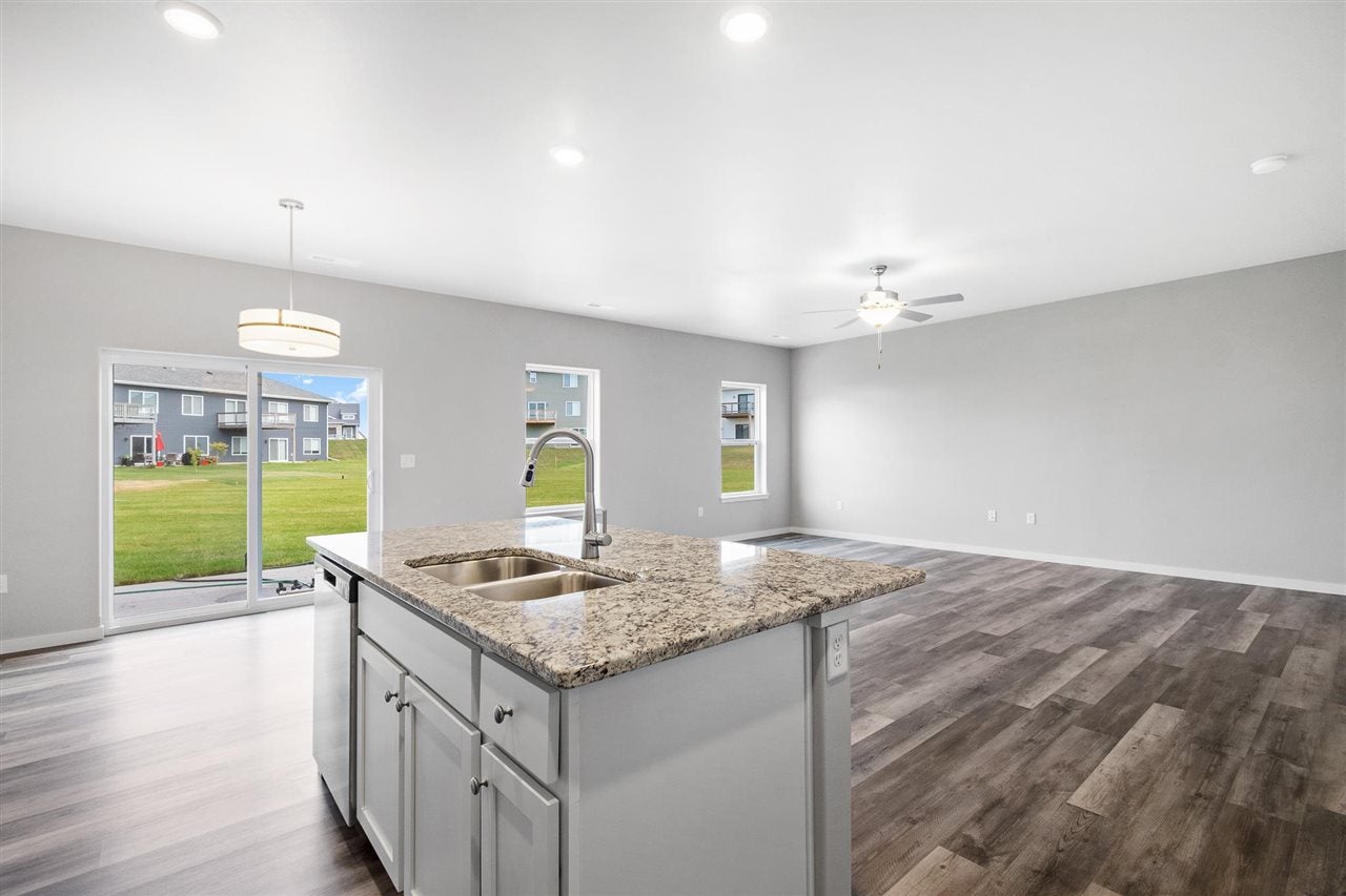 1462 Ruth Avenue North Liberty, IA 52317 - Photo 10 of 24 Gallery Image 10