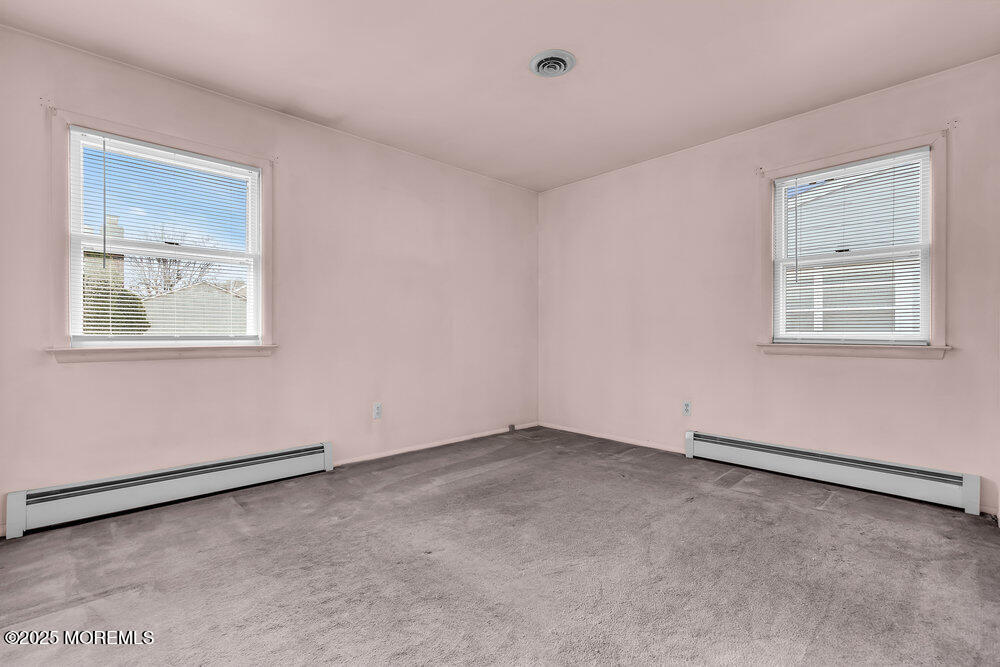 50 Oakfield Road Toms River, NJ 08757 - Photo 24 of 33 an empty room with a window