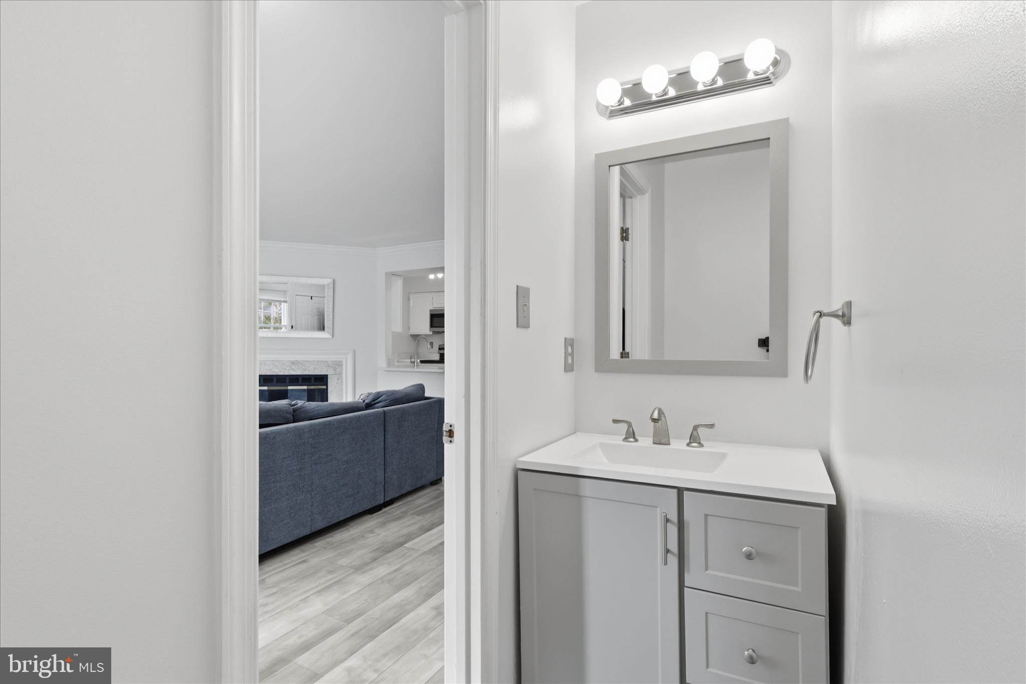 12108 Springwoods Drive Woodbridge, VA 22192 - Photo 14 of 50