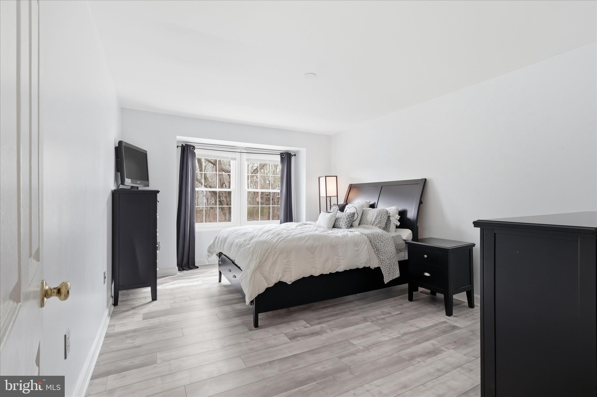 12108 Springwoods Drive Woodbridge, VA 22192 - Photo 15 of 50