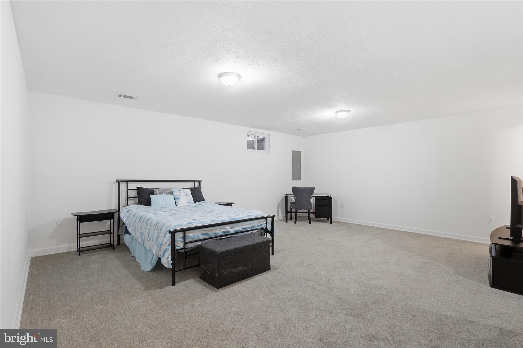 12108 Springwoods Drive Woodbridge, VA 22192 - Photo 23 of 50