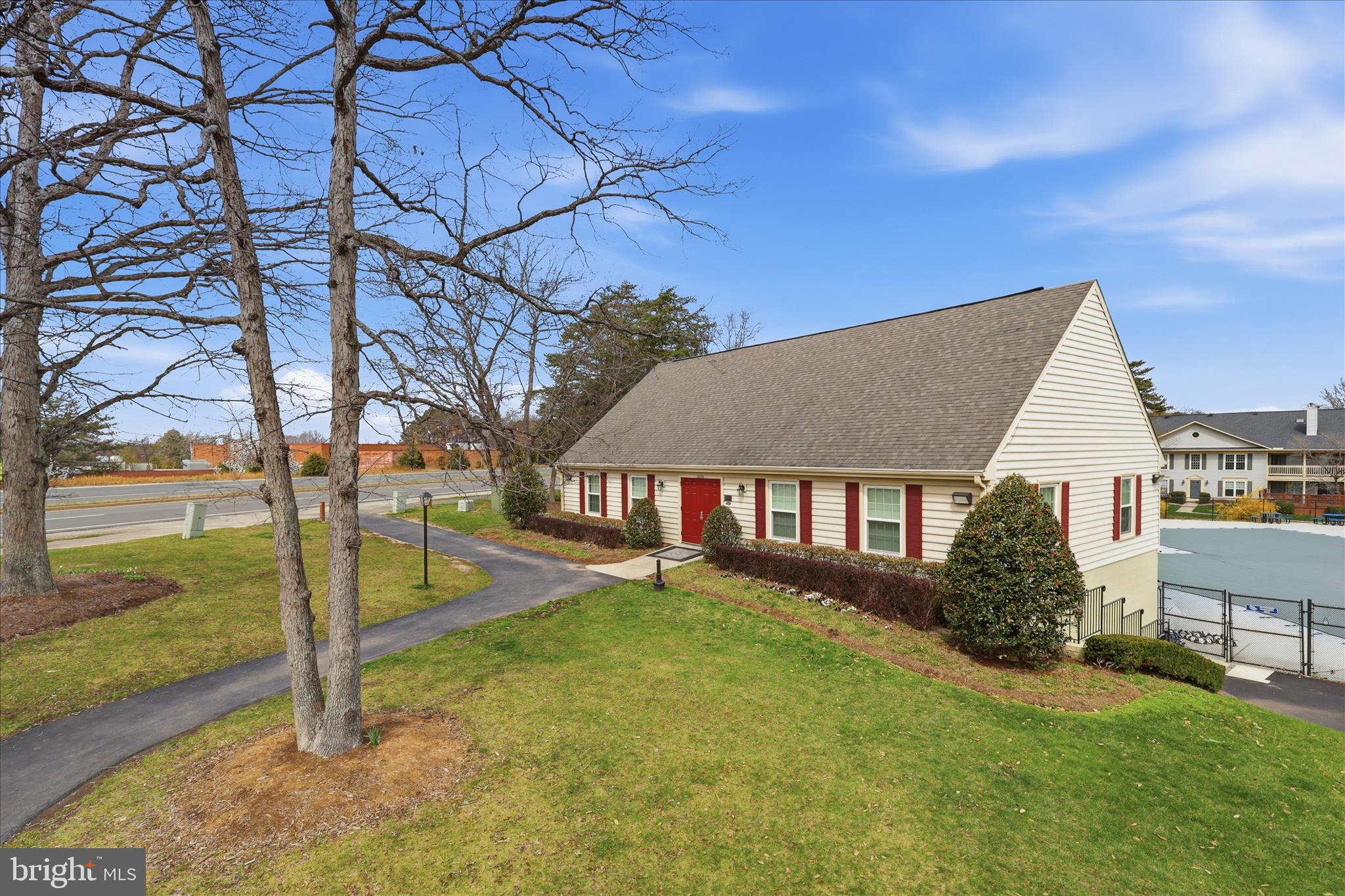 12108 Springwoods Drive Woodbridge, VA 22192 - Photo 29 of 50
