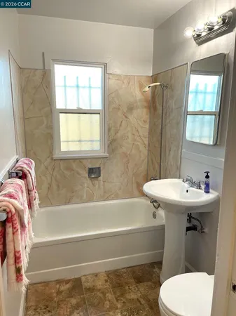 $225,000 | 363 West Bissell Avenue, Richmond, CA 94801