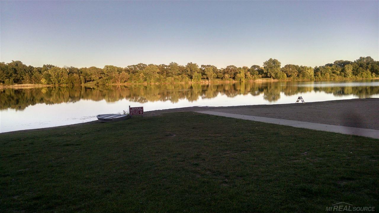 1075 Collingwood Drive Rochester Hills, MI 48307 - Photo 12 of 12