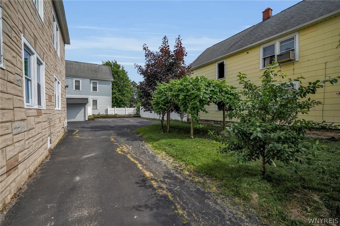 239 Roesch Avenue Buffalo, NY 14207 - Photo 43 of 45
