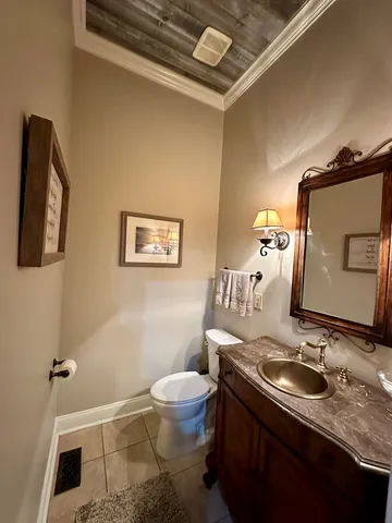 $760,000 | 105 Lakeview Drive, Hamilton, GA 31811