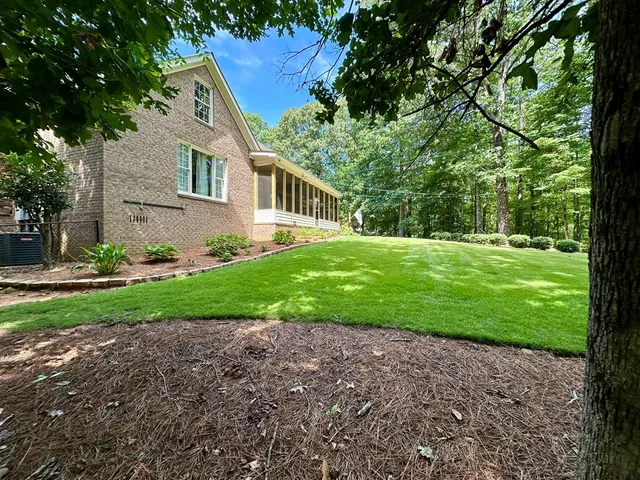 $760,000 | 105 Lakeview Drive, Hamilton, GA 31811