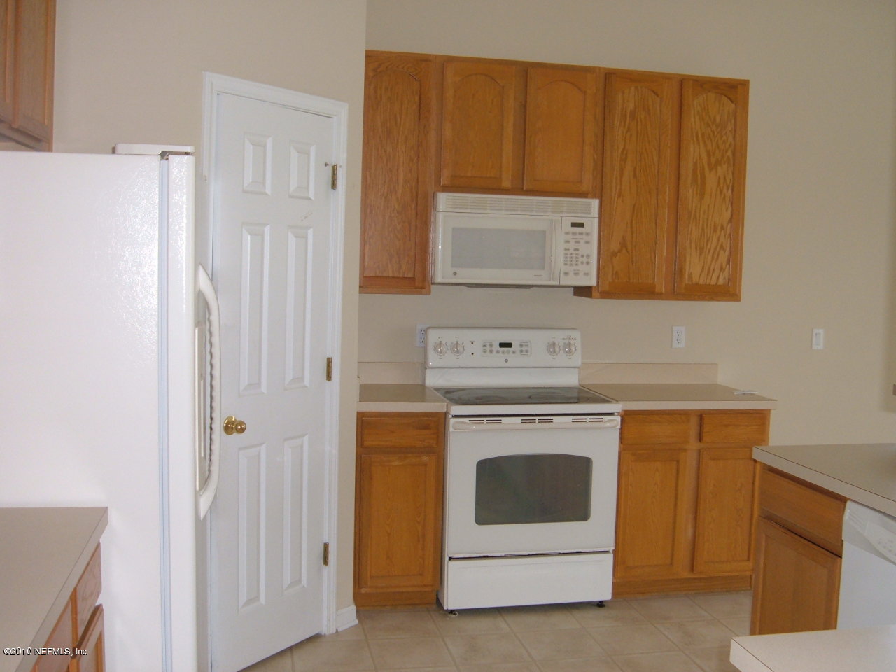 11775 Raindrop Road Jacksonville, FL 32219 - Photo 5 of 14 KITCHEN
