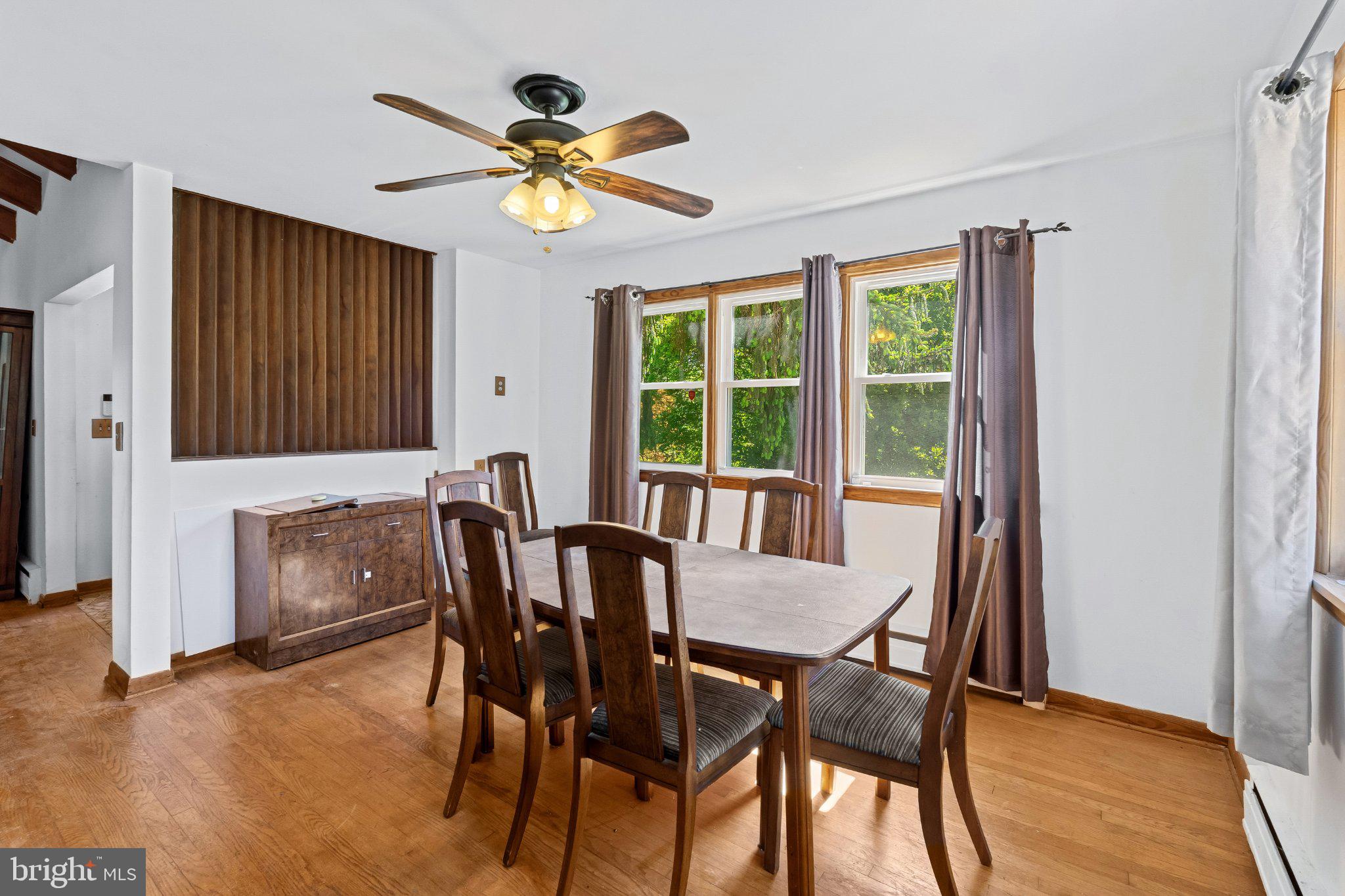 5422 Woodbine Road Woodbine, MD 21797 - Photo 11 of 39 Bright dining space with natural light.