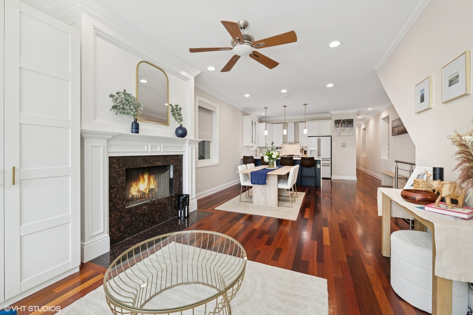 1418 West Chestnut Street, Unit 1 Chicago, IL 60642 - Photo 4 of 18