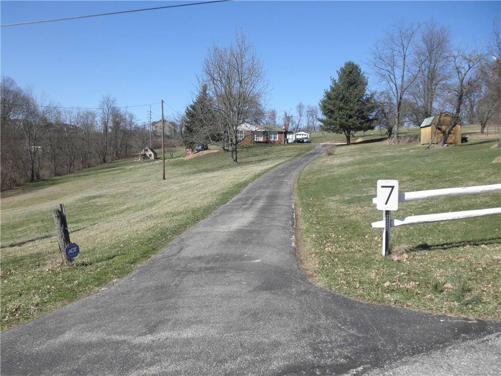 7 Ridge Street Canonsburg, PA 15317 - Photo 2 of 21 Gallery Image 2