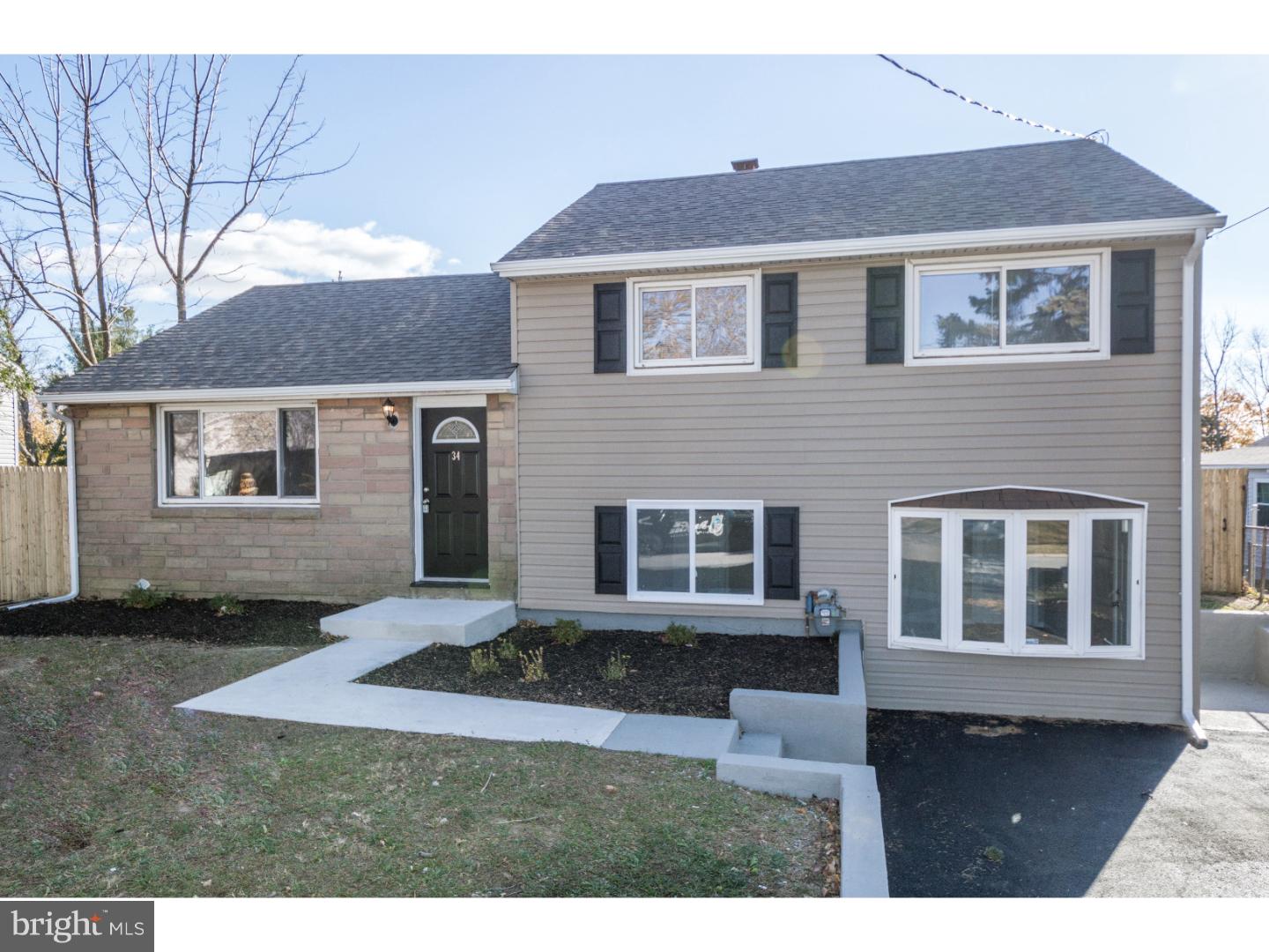 34 Russell Road New Castle, DE 19720 - Photo 1 of 25 Gallery Image 1