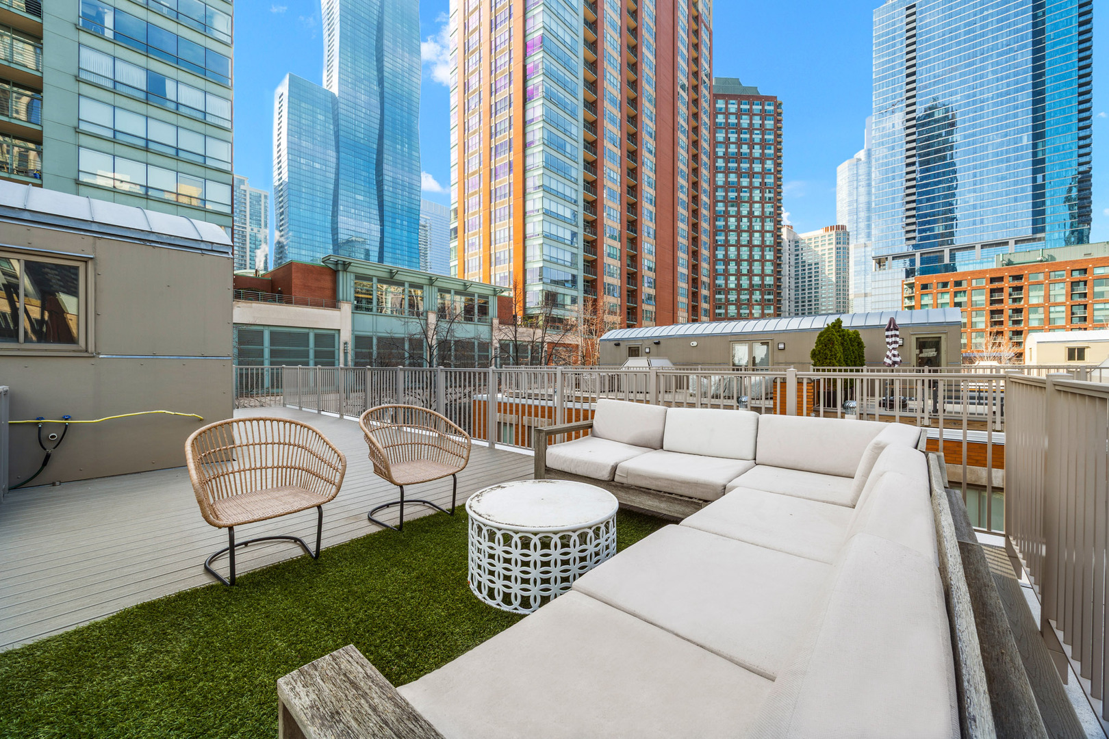 438 East North Water Street Chicago, IL 60611 - Photo 29 of 42 a view of outdoor space yard and patio