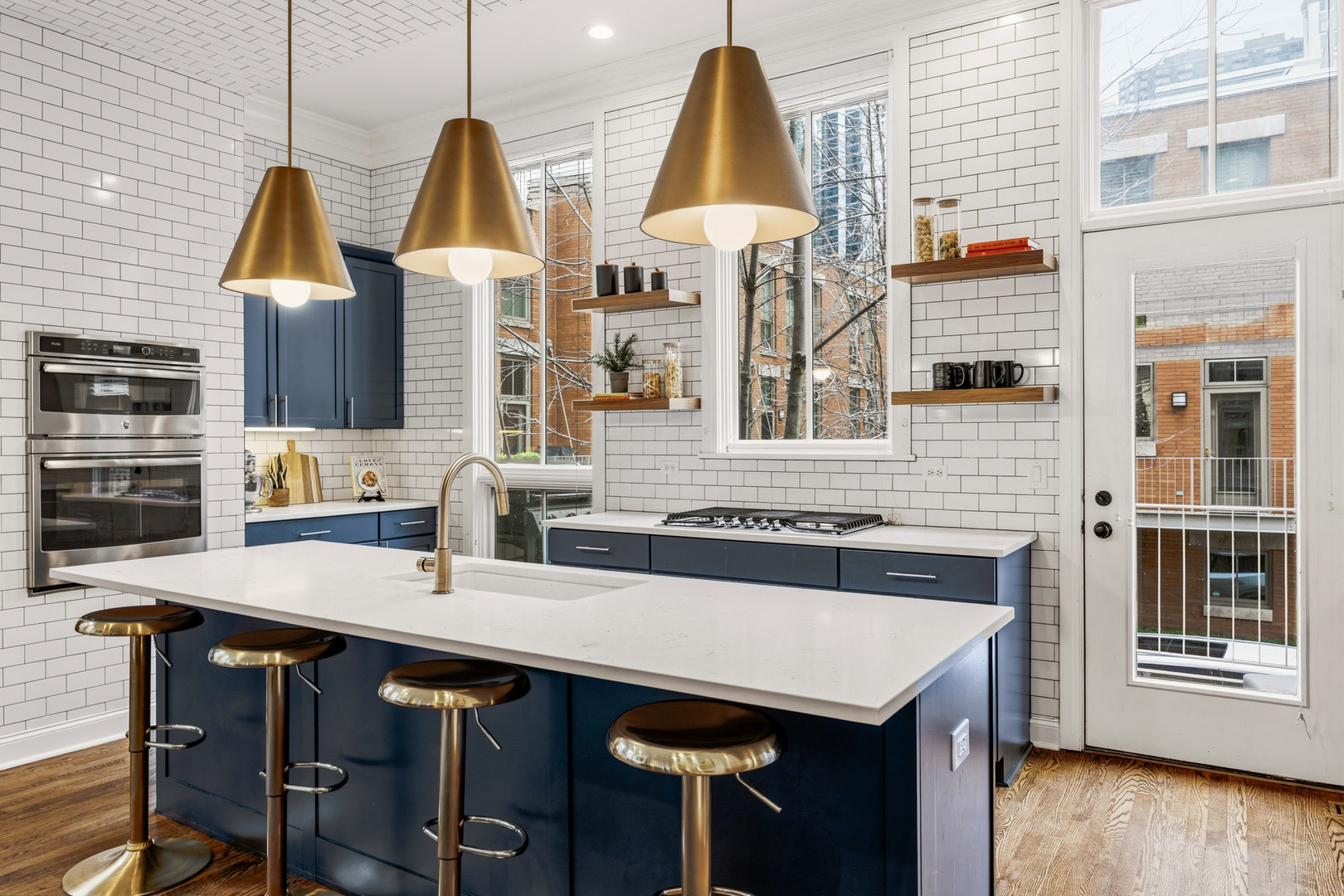 438 East North Water Street Chicago, IL 60611 - Photo 5 of 42 a view of a kitchen with a table and chairs