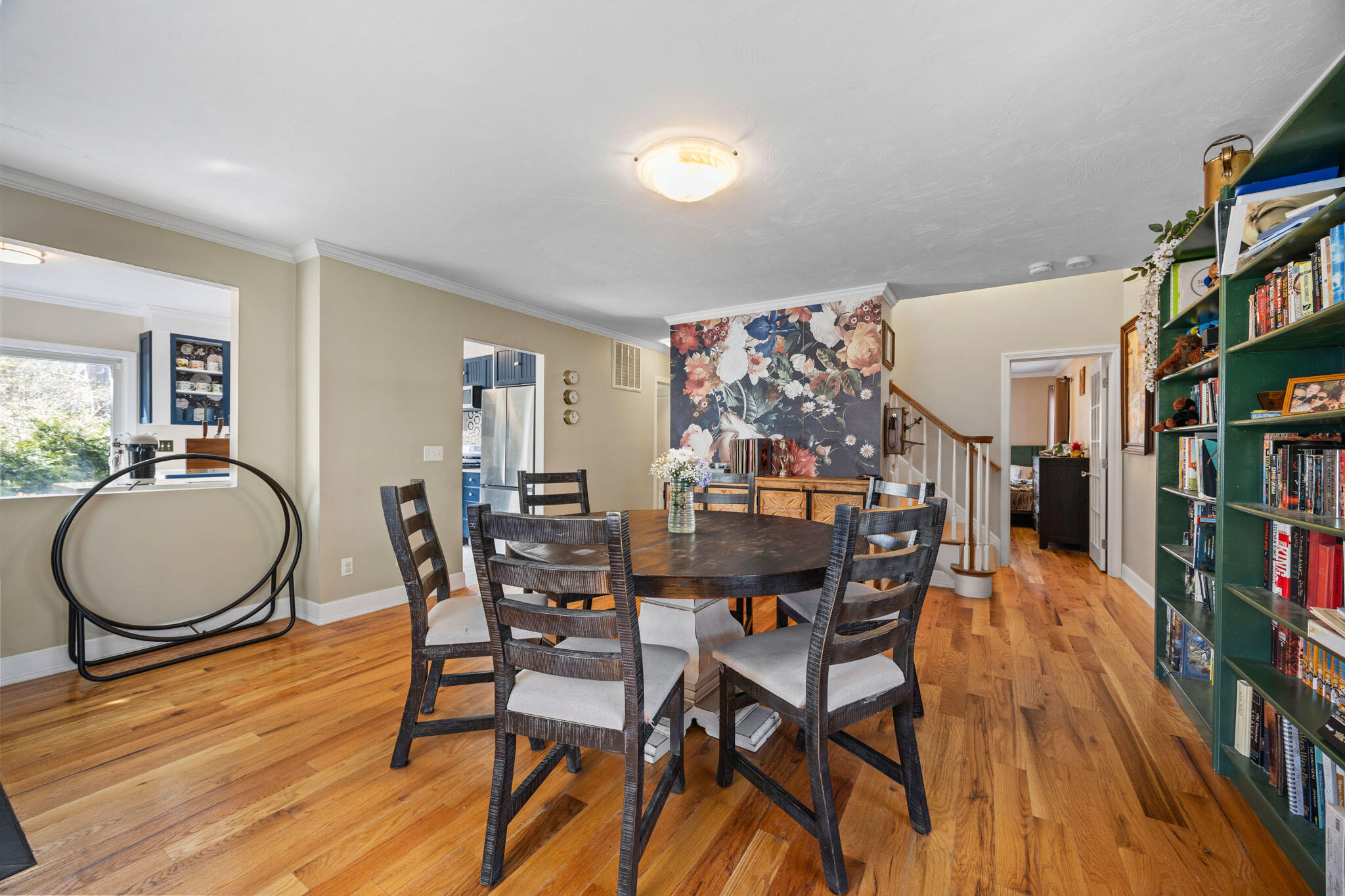 32 Everett Road Buzzards Bay, MA 02532 - Photo 8 of 33 a dining room with furniture and wooden floor