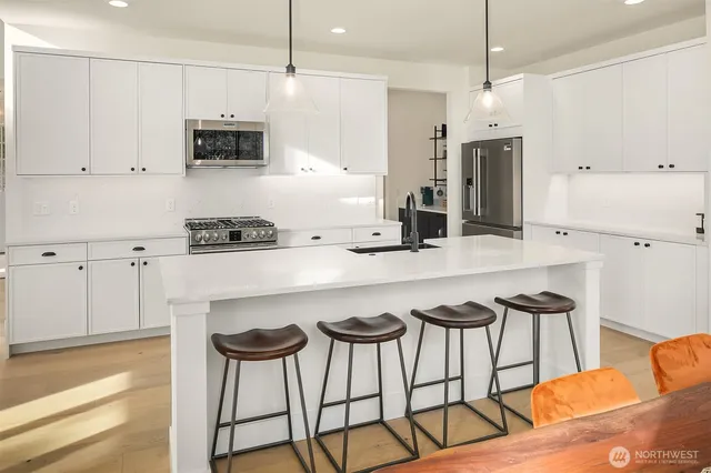 $1,099,999 | 415 Outfitter Place, Cle Elum, WA 98922