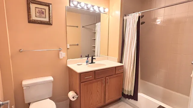 $2,150 | 1600 South Indiana Avenue, Unit 1208, Chicago, IL 60616