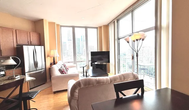 $2,150 | 1600 South Indiana Avenue, Unit 1208, Chicago, IL 60616