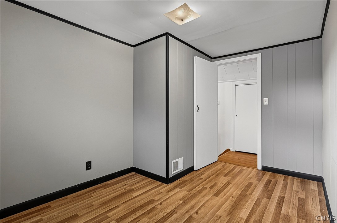 401 Van Dyke Road Utica, NY 13502 - Photo 41 of 50