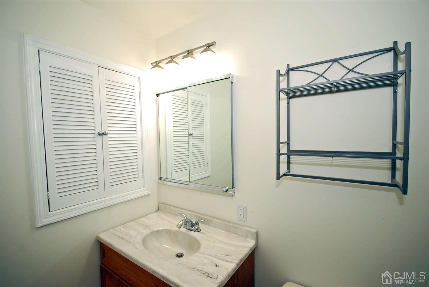 305 Tavistock Road Cherry Hill, NJ 08034 - Photo 14 of 31 Gallery Image 14