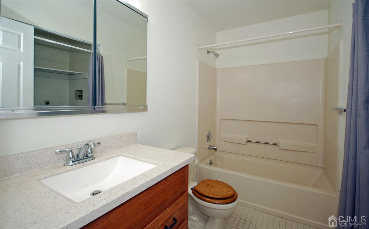 305 Tavistock Road Cherry Hill, NJ 08034 - Photo 17 of 31 Gallery Image 17
