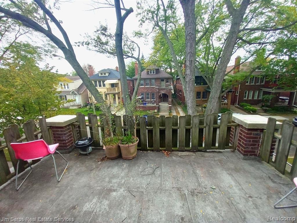 860 Nottingham Road, Unit 4 Grosse Pointe, MI 48230 - Photo 6 of 6