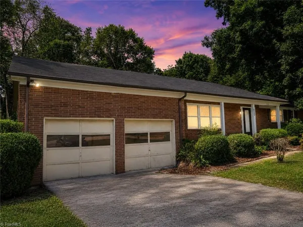 $450,000 | 3210 Garden Road, Burlington, NC 27215