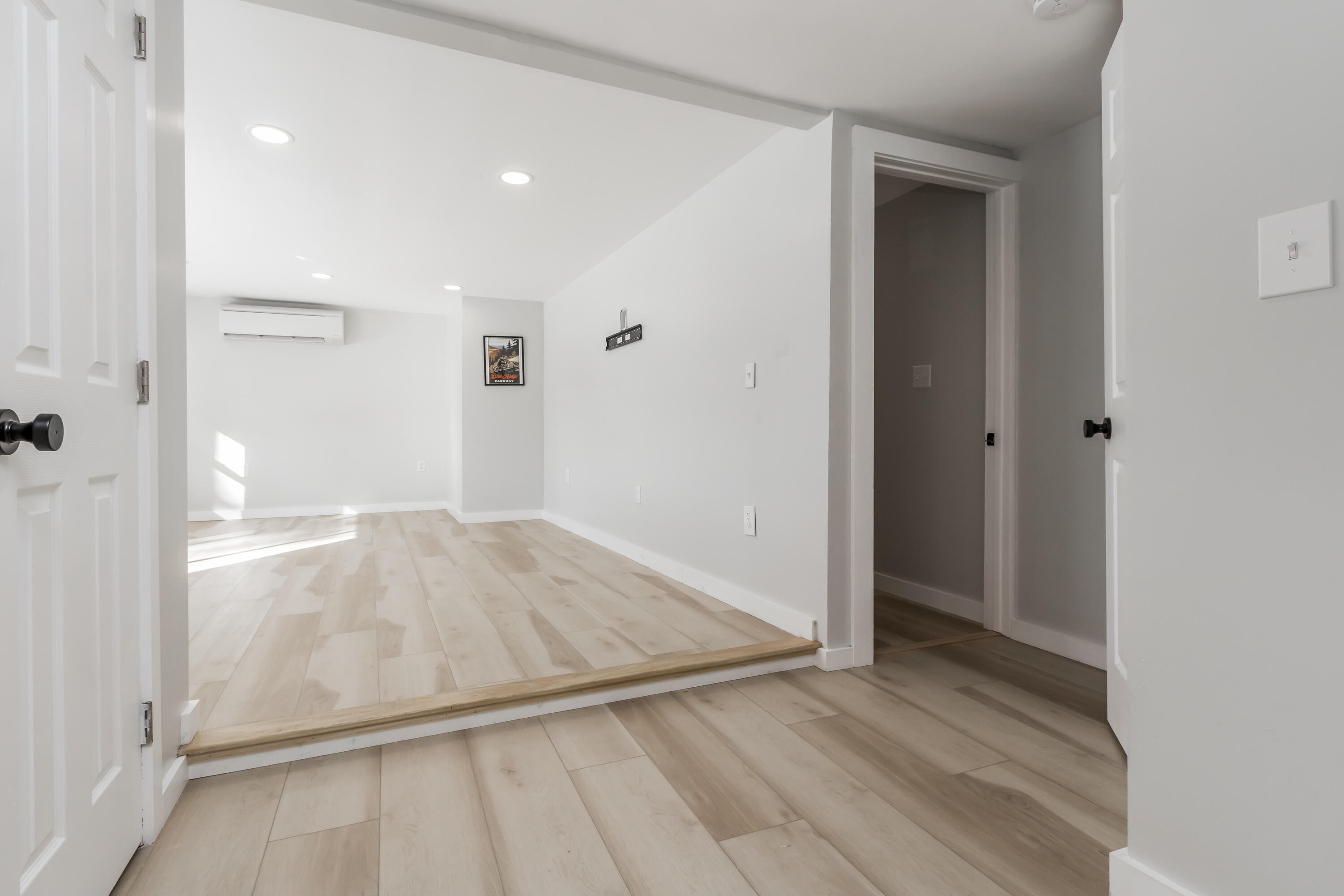 9 Jusam Way Cumberland, ME 04021 - Photo 12 of 36 20240130jf-71029